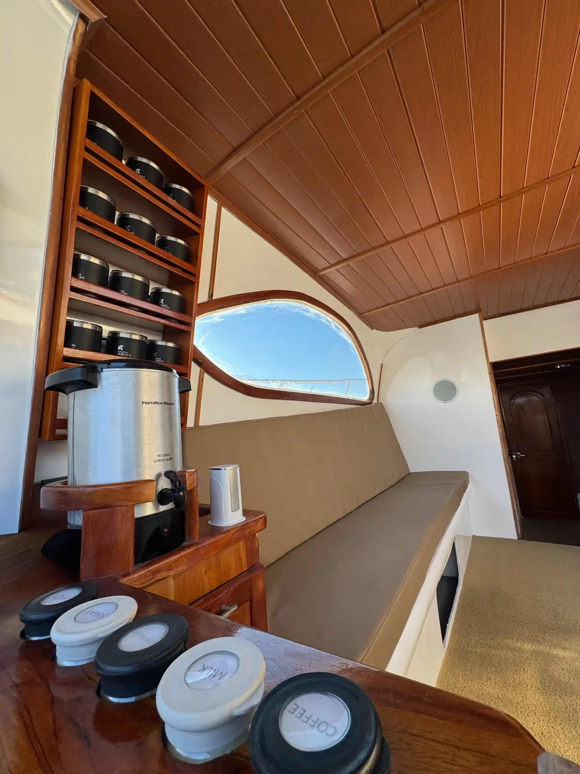 1 Melito Interior Española Island